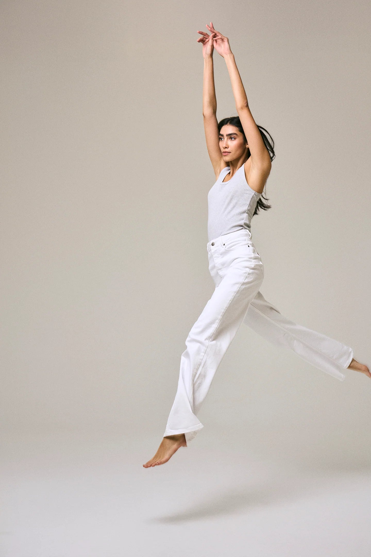 The Loba White Jeans